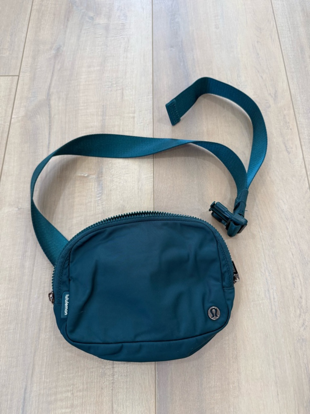 lululemon athletica Teal Belt Bag - Simple Hip Pack